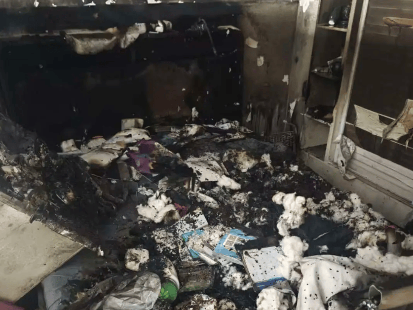 家中起火竟是“拜拜”惹的祸PG麻将胡了网站入口一居民(图1)